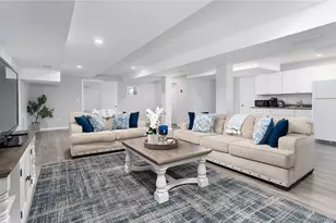 5 Bay Woods Dr, Hampton Bays, NY 11946 - Photo 20