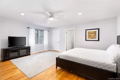 5 Bay Woods Drive, Hampton Bays, NY 11946 - Photo 12