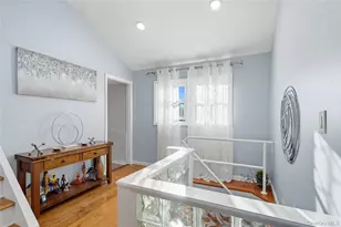 131 S 5th St, Bethpage, NY 11714 - Photo 12