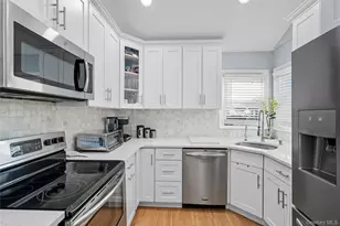 131 S 5th St, Bethpage, NY 11714 - Photo 10