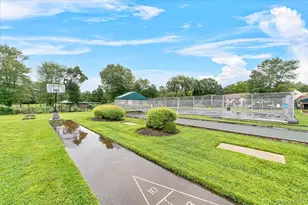 159 Carriage Ct, Yorktown Heights, NY 10598 - Photo 36