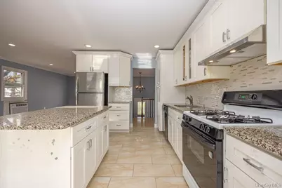 7 Southpark Drive, Garnerville, NY 10923 - Photo 8