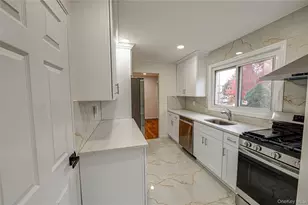 10 Gerhard Rd, Plainview, NY 11803 - Photo 4