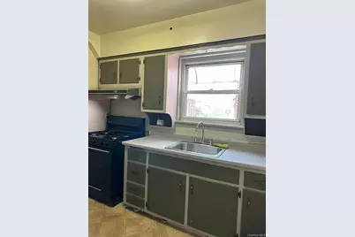 47-05 Newtown Road, Long Island City, NY 11103 - Photo 14