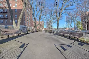 27-10 Parsons Blvd, Flushing, NY 11354 - Photo 16