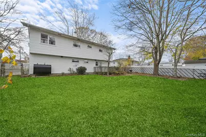 21 Lama Drive, Shirley, NY 11967 - Photo 32