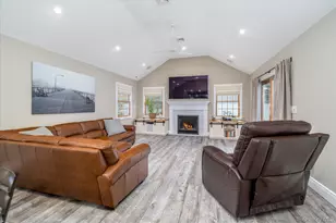 452 Westminster Rd, Rockville Centre, NY 11570 - Photo 10