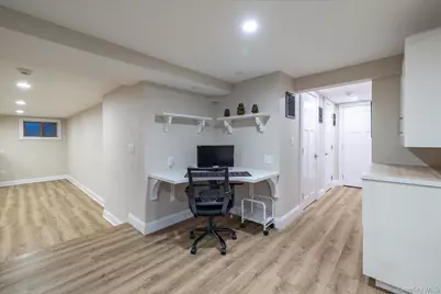 452 Westminster Road, Rockville Centre, NY 11570 - Photo 24