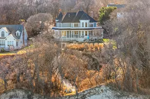 150 Landing Ln, Calverton, NY 11933 - Photo 6