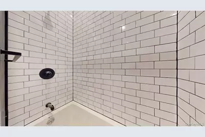 1198 Greene Avenue #3, Brooklyn, NY 11221 - Photo 32