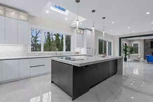 6 Hickory Dr, Great Neck, NY 11021 - Photo 10