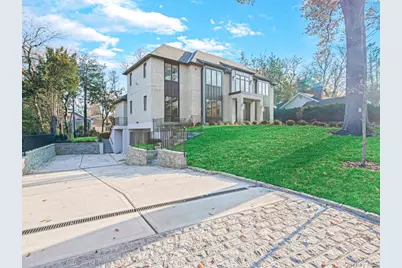 6 Hickory Drive, Great Neck, NY 11021 - Photo 2