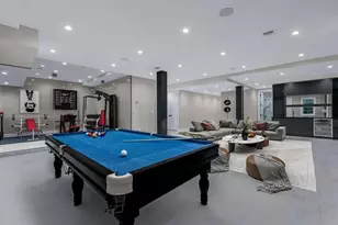 6 Hickory Dr, Great Neck, NY 11021 - Photo 14