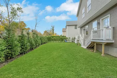 207 Grand Street, Mamaroneck, NY 10543 - Photo 38