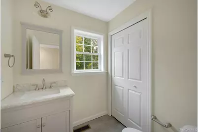 207 Grand Street, Mamaroneck, NY 10543 - Photo 10