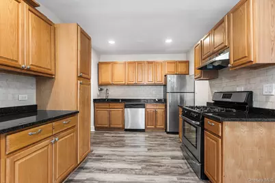 20 N Broadway #B306, White Plains, NY 10601 - Photo 2