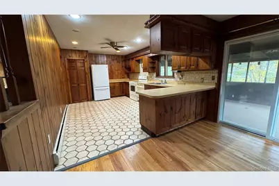 107 Noxon Road, Poughkeepsie, NY 12603 - Photo 14