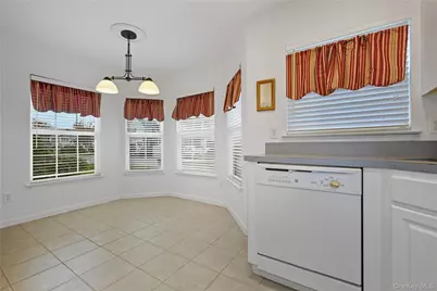 12 Merrimack Road, Hauppauge, NY 11787 - Photo 14