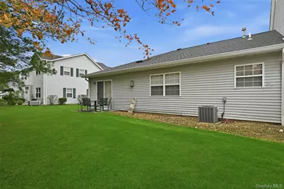 12 Merrimack Road, Hauppauge, NY 11787 - Photo 26