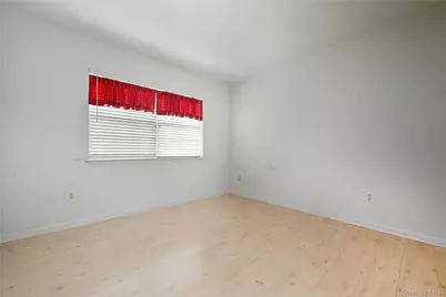 12 Merrimack Road, Hauppauge, NY 11787 - Photo 22