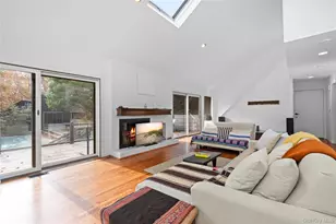 23 Scrimshaw Ln, Amagansett, NY 11930 - Photo 6