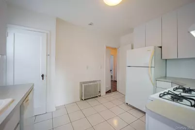 123 Nugent Street, New Hyde Park, NY 11040 - Photo 8