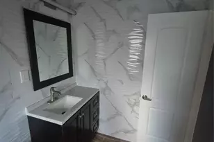 190-18 114th Dr, Saint Albans, NY 11412 - Photo 6