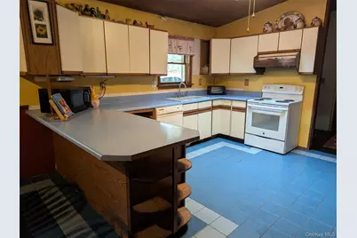 152 Old Forestburgh Road, Sparrow Bush, NY 12780 - Photo 2