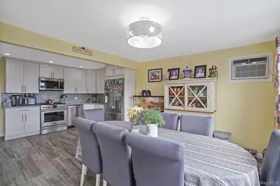 48 Gotham Avenue, Brooklyn, NY 11229 - Photo 14