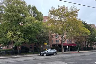 131-11 Kew Gardens Rd, Richmond Hill, NY 11418 - Photo 2