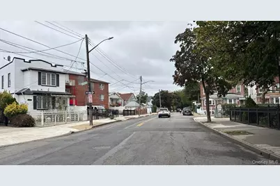 131-11 Kew Gardens Road #2M, Richmond Hill, NY 11418 - Photo 4