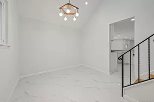 42 Holiday Park Dr, Centereach, NY 11720 - Photo 10