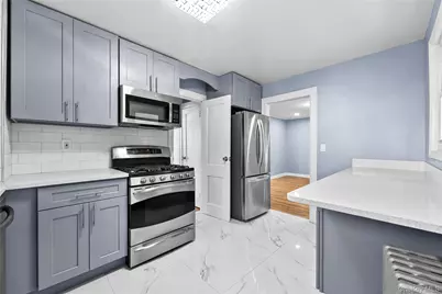 66 Hutchinson Boulevard, Mount Vernon, NY 10552 - Photo 10