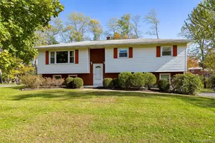 13 Chestnut St, Red Hook, NY 12571 - Photo 2