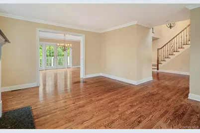 345 Elm Road, Briarcliff Manor, NY 10510 - Photo 8