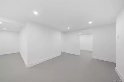 16 Fife Drive, Coram, NY 11727 - Photo 28