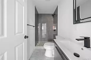 16 Fife Dr, Coram, NY 11727 - Photo 16