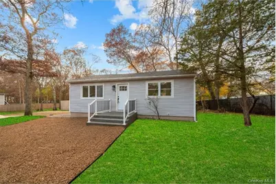 16 Fife Drive, Coram, NY 11727 - Photo 2
