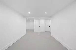 16 Fife Dr, Coram, NY 11727 - Photo 26