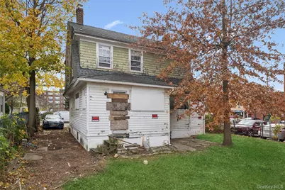 190 Lincoln Avenue, Mineola, NY 11501 - Photo 14