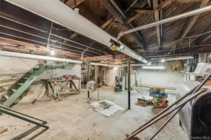 190 Lincoln Ave, Mineola, NY 11501 - Photo 12