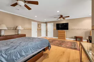 94 Pequot Ln, East Islip, NY 11730 - Photo 16