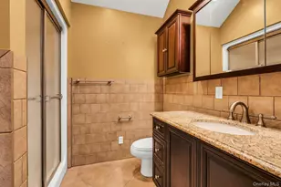 94 Pequot Ln, East Islip, NY 11730 - Photo 20
