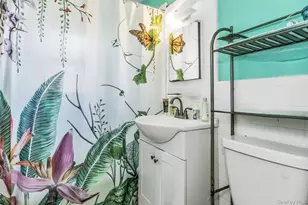 1316 12th St, West Babylon, NY 11704 - Photo 14