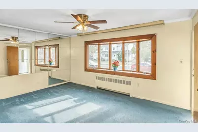 1316 12th Street, West Babylon, NY 11704 - Photo 4