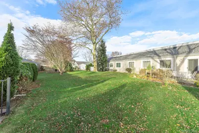 705 Cabot Court W, Saint James, NY 11780 - Photo 18