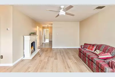 705 Cabot Court W, Saint James, NY 11780 - Photo 8