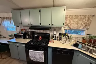 125 King George Dr, New Windsor, NY 12553 - Photo 16