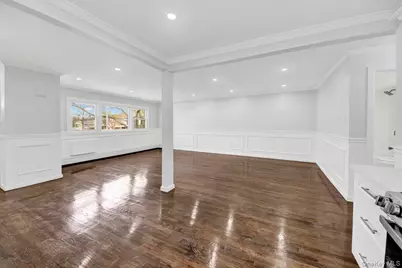 254-16 Craft Avenue, Rosedale, NY 11422 - Photo 16