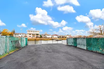 254-16 Craft Avenue, Rosedale, NY 11422 - Photo 4